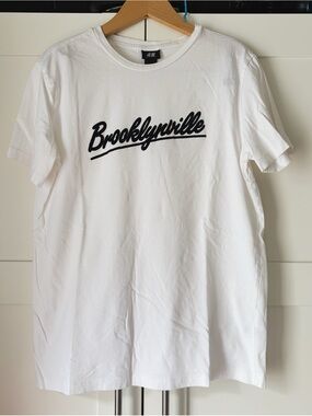 H&M White T-Shirt with Black 'Brooklynville' Script